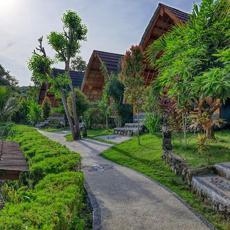 Bagia Bungalows Batumadeg Екстер'єр фото