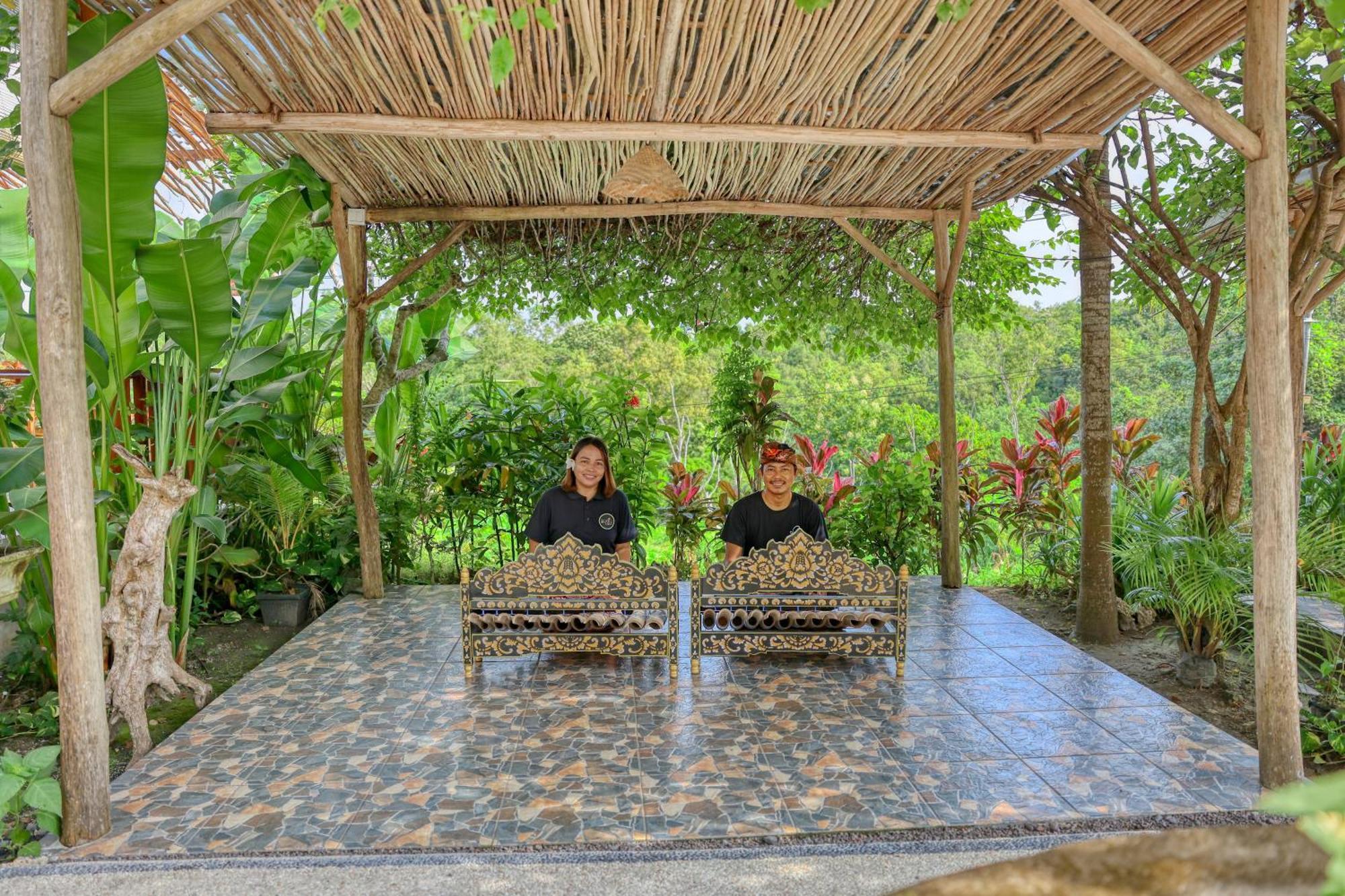 Bagia Bungalows Batumadeg Екстер'єр фото